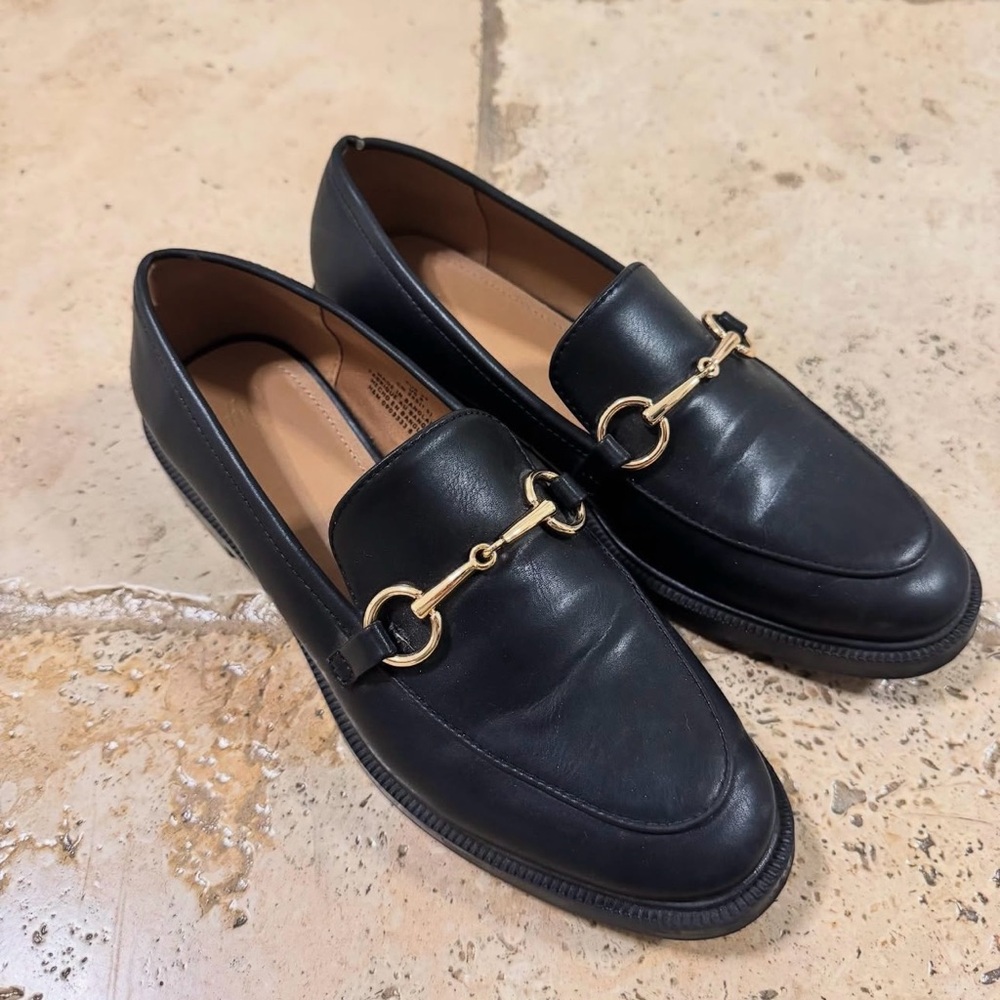 Black Leather Loafers with Gold Accent
